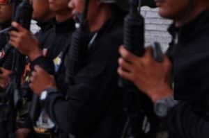 m4 rifles carried by police side view